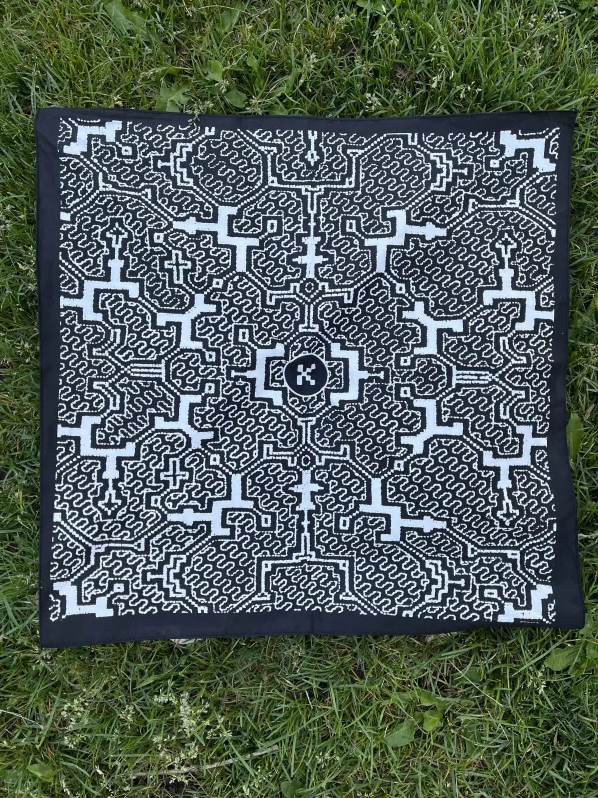 Wearable: Kené Bandana